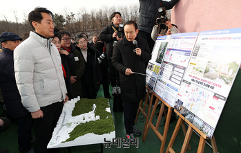 [포토] 신림7구역 찾은 오세훈 서울시장 