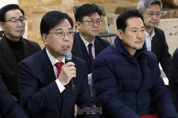 [포토] 모두발언 하는 송언석 국민의힘 원내대표