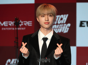 [영상] 캐치더영 이준용 '끼 넘치는 포즈'