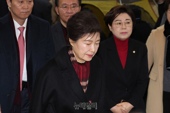 [포토] 장동혁 단식농성장 찾은 박근혜 전 대통령
