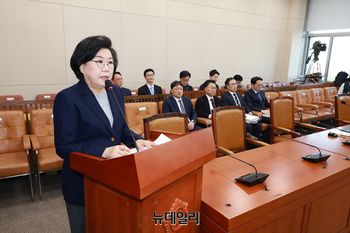 [포토] 인사말 하는 이혜훈 기획예산처 장관 후보자