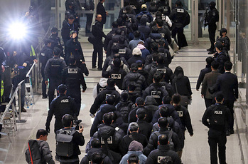 [포토] 캄보디아 거점 범죄 한국인 73명 강제송환