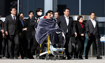 '8일 단식' 장동혁 퇴원 … 국민의힘 "통원 치료하며 회복 전념"