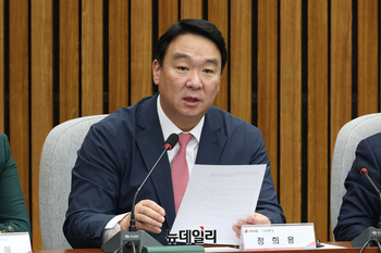 [포토] 특검법 토론회서 발언하는 정희용 국민의힘 사무총장