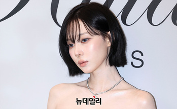 [영상] 에스파 윈터 '겨울 여신'