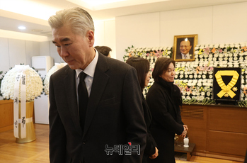 [포토] 빈소 조문하는 성 김 현대차 사장