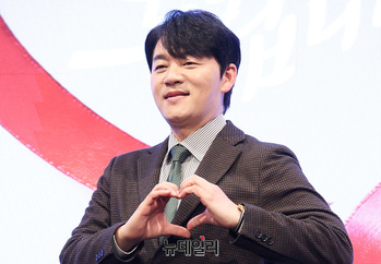 [영상] 사랑을처방해드립니다 김승수 '푸근한 하트'