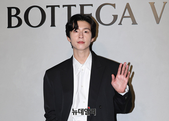 [영상] 홍경, 귀공자 스타일