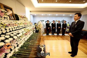 [포토] 이해찬 빈소 찾은 김태호 국민의힘 의원 