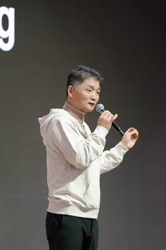 카카오 김범수의 ‘빅딜’ 승부수 … 포털 ‘다음’ 주고 'AI' 얻는다 