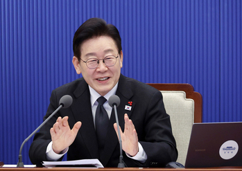 '설탕세'와 '설탕부담금' 뭐가 다른가 … 李 대통령의 무책임한 여론 '간보기'