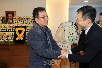 [포토] 조문하는 배우 이기영