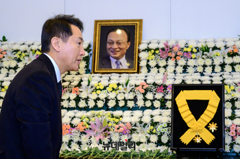 [포토] 조문하는 오세훈 서울시장