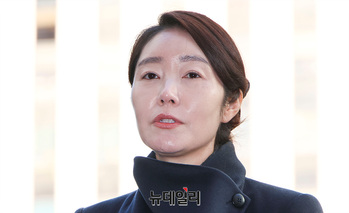 [포토] '1억 의혹' 강선우, 2차 조사 출석