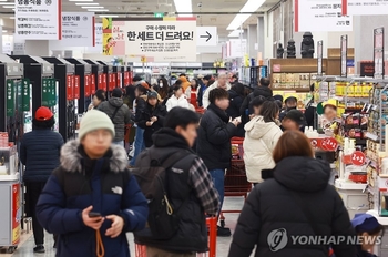 "숫자보다 체감이 더 무거운 명절" … 쌀·축산물·과일값 '엇갈린 고공행진'