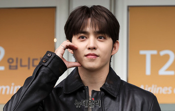 [영상] 패션위크 참석차 출국하는 에스쿱스 