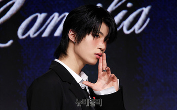 [포토] 초코 예찬 '카리스마 눈빛'