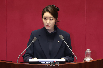 [포토] 체포동의안 관련 신상발언 하는 강선우 의원