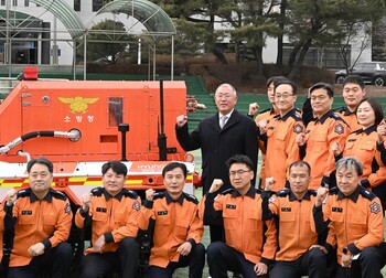 ‘생명 지키는’ 소방관 위해 정의선 나섰다 … 현대차, 무인소방로봇 지원  