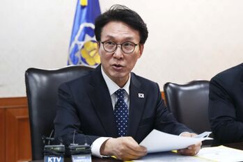 김민석 "가짜뉴스, 민주주의 공적 … 반드시 뿌리 뽑아야"