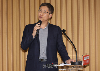 [포토] 서울시 정비사업 추진 정상화 방안 발표하는 주택실장 