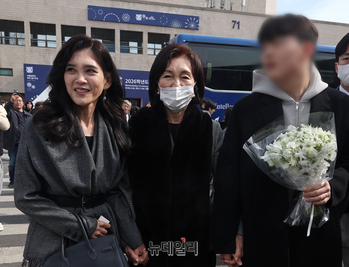 [포토] 아들 서울대 입학식 참석한 이부진 호텔신라 사장