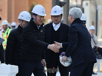 [포토] 위례 찾은 오세훈 맞는 김근식 당협위원장