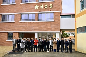 속초여자고등학교, 동아리실·인조잔디 운동장 조성 개관식 개최