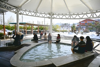 속초 척산족욕공원, 1일부터 운영 재개