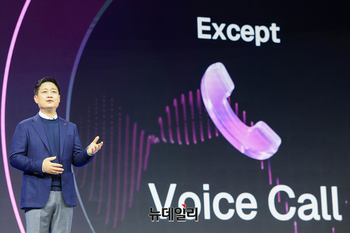 [포토] MWC2026, 기조연설하는 홍범식 LG유플러스 대표