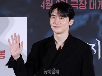 [영상] 살목지 김준환 '가볍게 손인사' 