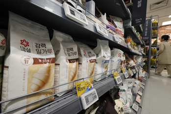 정부 압박에 가격 내렸는데 … 중동發 환율·유가 고공행진 늪에 빠진 식품회사들