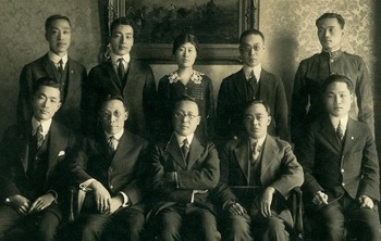 38선 날벼락! “소련 오면 내전 불가피, 미군 단독 진주하라” 이승만 ‘통일독립’ 절규...미, 이승만 귀국 두달간 막다. 왜?