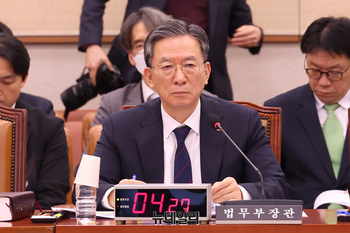 정성호 "李 대통령 재판 공소 취소 지시 없었다" …  의혹 정면 반박