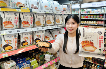 [Daily New유통] CU, 노랑통닭, 교원투어 外