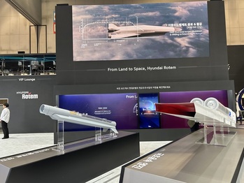 아이언돔도 뚫은 '극초음속 미사일' … 마하6까지 빨라진 현대로템 '하이코어' 