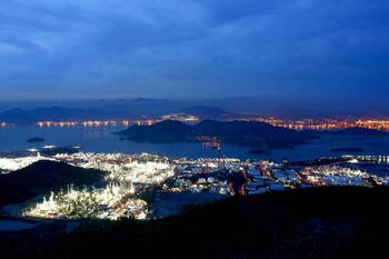 나프타 대란 속 요소수 악몽 어른 … 석유화학 '묻지마 감축' 후폭풍 어쩌나