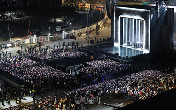 "넷플릭스만 웃었다" … BTS 라이브 콘텐츠로 '꿩 먹고' VOD 서비스로 '알 먹고'