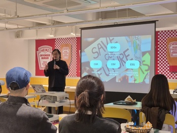 "최고의 브랜딩 방법, 지속가능성에 대해 말하라!"… 김홍탁 크리에이티브 솔루셔니스트