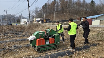 농협중앙회 강원본부, 영농부산물 파쇄 일손돕기 나서