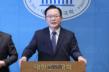 [포토] 대구시장 출마선언 하는 김부겸 전 국무총리