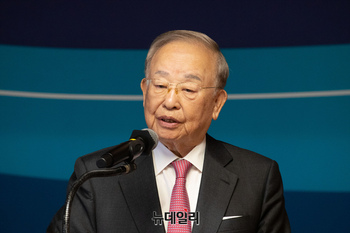 [포토] 발언하는 손경식 한국경영자총협회 회장