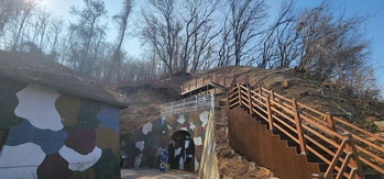 [충청 핫플레이스] 50년 닫힌 벙커, '당산생각길'로…청주 새 산책 명소