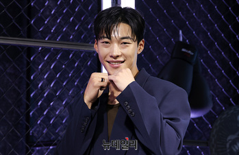 [영상] 사냥개들2 우도환 '원투 펀치' 