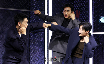 [영상] 사냥개들2 정지훈-우도환-이상이 '한판 붙자'