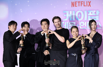 [영상] '케이팝 데몬 헌터스' 아카데미 수상 기념 기자간담회