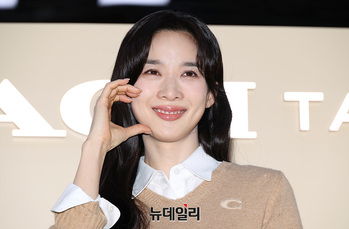 [영상] 이청아 '화사한 미소'