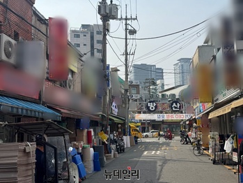 "일주면 될 물건이 한 달 걸려" … 원자재 공급 차질에 멈춰 선 방산시장