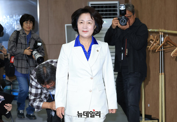 [포토] 소통관 찾은 추미애 민주당 경기지사 후보