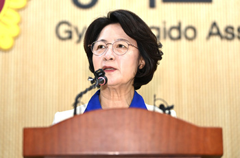 '추나땡'까지 재등장 … 추미애 경기지사 본선행에 뒤엉킨 與野 셈법